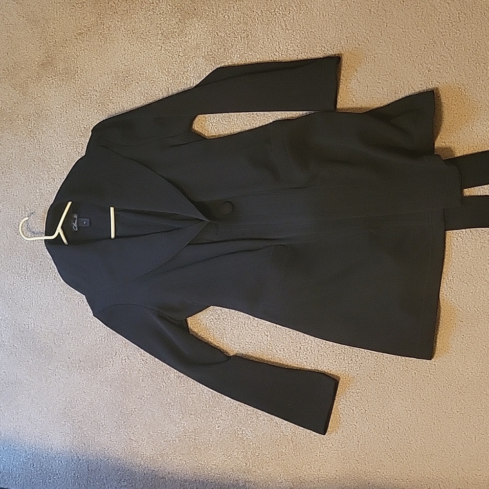 Lightweight overcoat